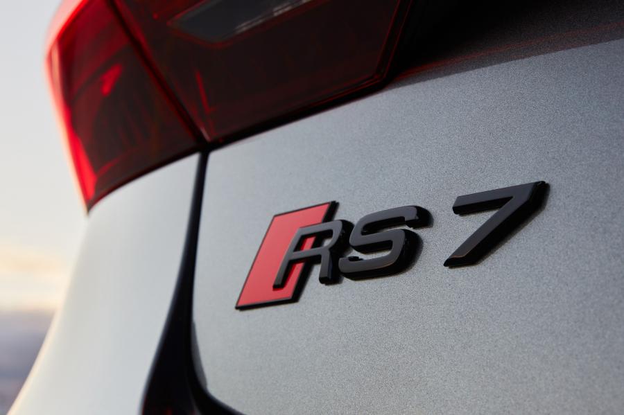 Логотип Audi RS7 Sportback 2020 года  (AU) (фото 28 из 34)